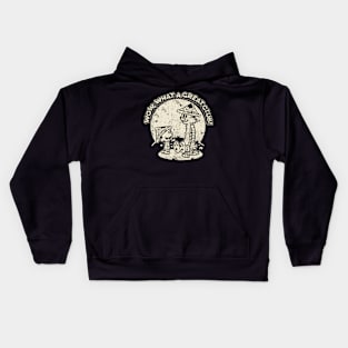 Drawing retro Vintage 80s and 90s wow, what a great club! Kids Hoodie